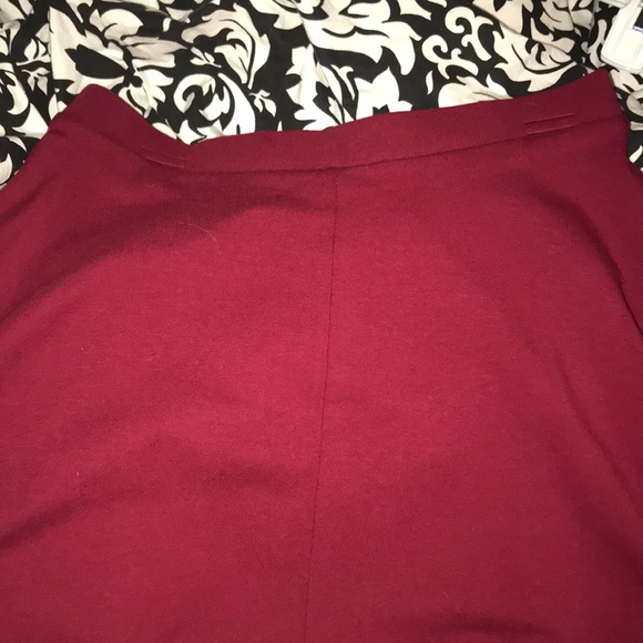 Cranberry Forever21 skirt - Picture 2 of 2